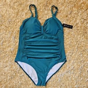 NWT EMERALD GREEN One-Piece Swimsuit * Note COLOR